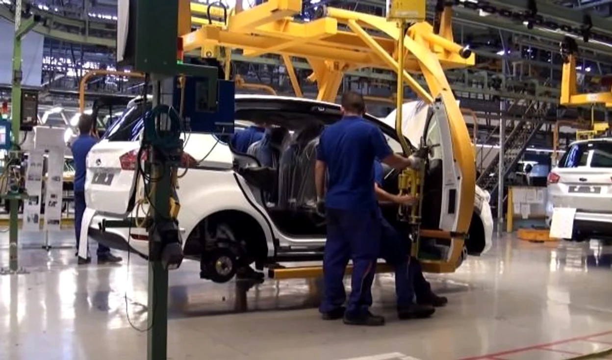 Ford reia activitatea la Craiova de săptămâna viitoare