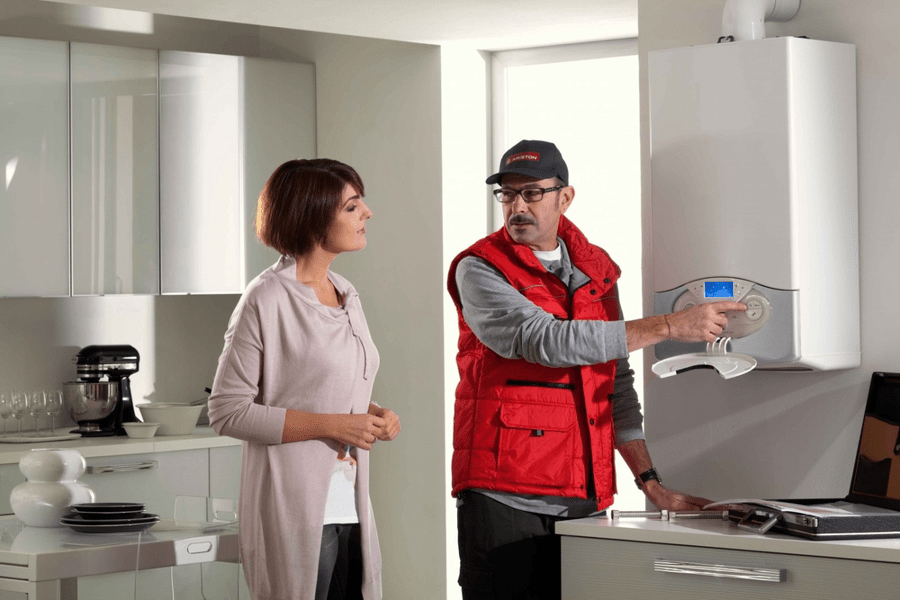 Trei motive pentru schimbarea centralei termice. Sfaturile unui specialist în sisteme de încălzire