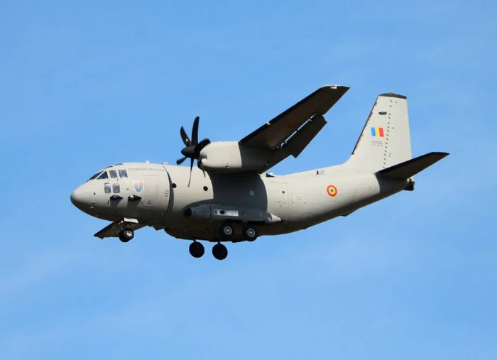 Copilul a fost transportat cu avionul armatei, de tip C-27 J Spartan