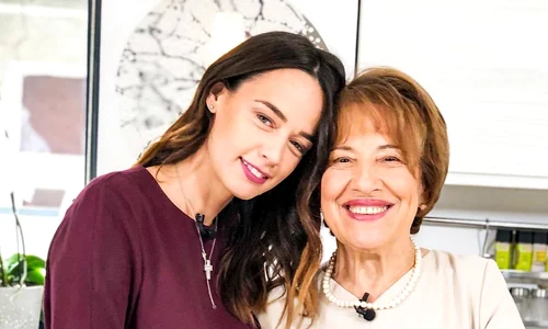 1 andreea raicu si mama sa jpg jpeg