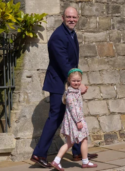 Lena Tindall, de mână cu tatăl ei, Mike