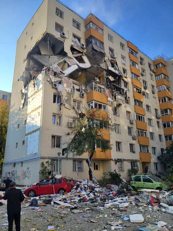 Explozie bloc Rahova FOTO: Facebook