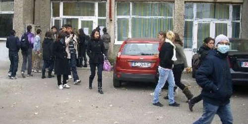 Bacău: Caz de gripă porcină la Școala ”Constantin Platon” (UPDATE)