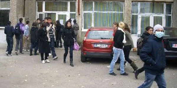 Bacău: Caz de gripă porcină la Școala ”Constantin Platon” (UPDATE)