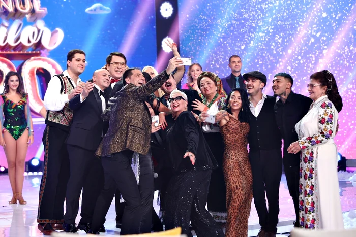 8 revelion 2020 dan negru jpg jpeg