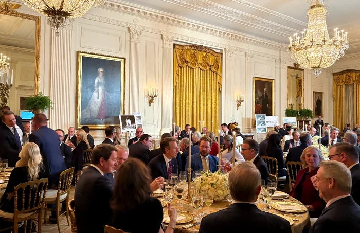 Donald Trump a organizat o cină de lux FOTO: X / @KellieMeyerNews