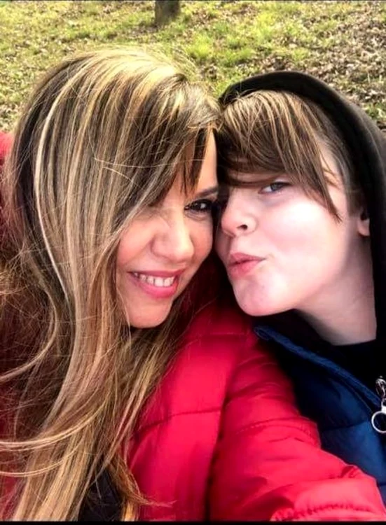 
    Poza publicată de Anca Țurcașiu, de ziua fiuluifoto: Facebook  