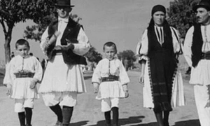 tarani romani 100 jpg