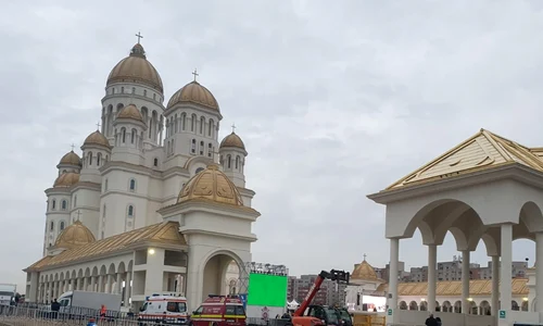 catedrala nationala 4 jpg