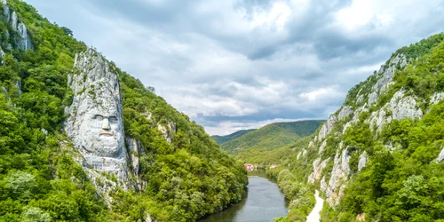 Cazanele Dunarii FOTO Shutterstock jpg