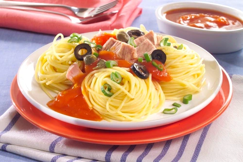 spaghete cu ton jpeg