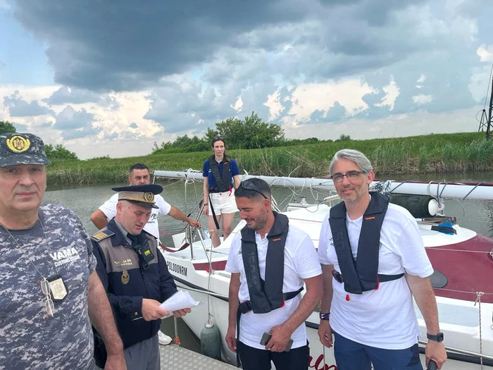 Vulpea este controlată de polițiștii de frontieră FOTO Poliția de Frontieră Timișoara