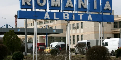 Femeia şi-a pierdut portofelul în Vama Albiţa