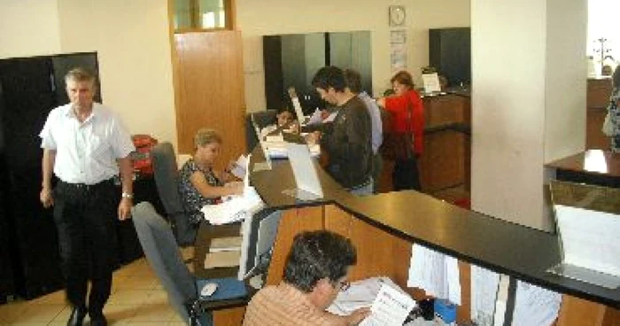 Bacău: Posturi vacante pentru șomeri