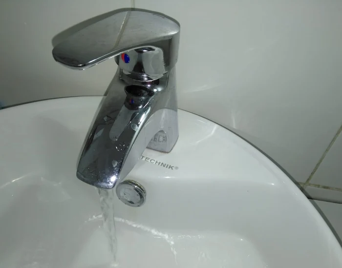 În 20 de localități din județul Brașov apa nu este potabilă FOTO Ioan Buciumar