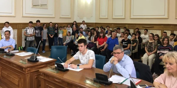 elevi consiliul local Timisoara FOTO Daniel Dancea
