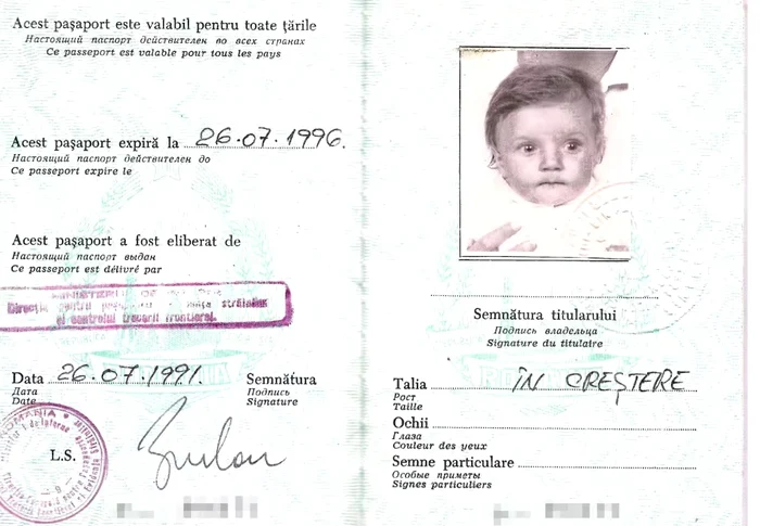 Pașaportul cu care Roxana a fost dusă în Canada. FOTO: Arhiva personală/Totul despre mame