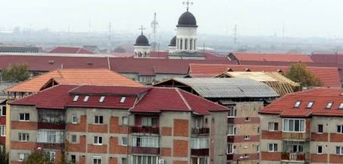 România are 85.000 de blocuri, din care 60.000 sunt mansardabile