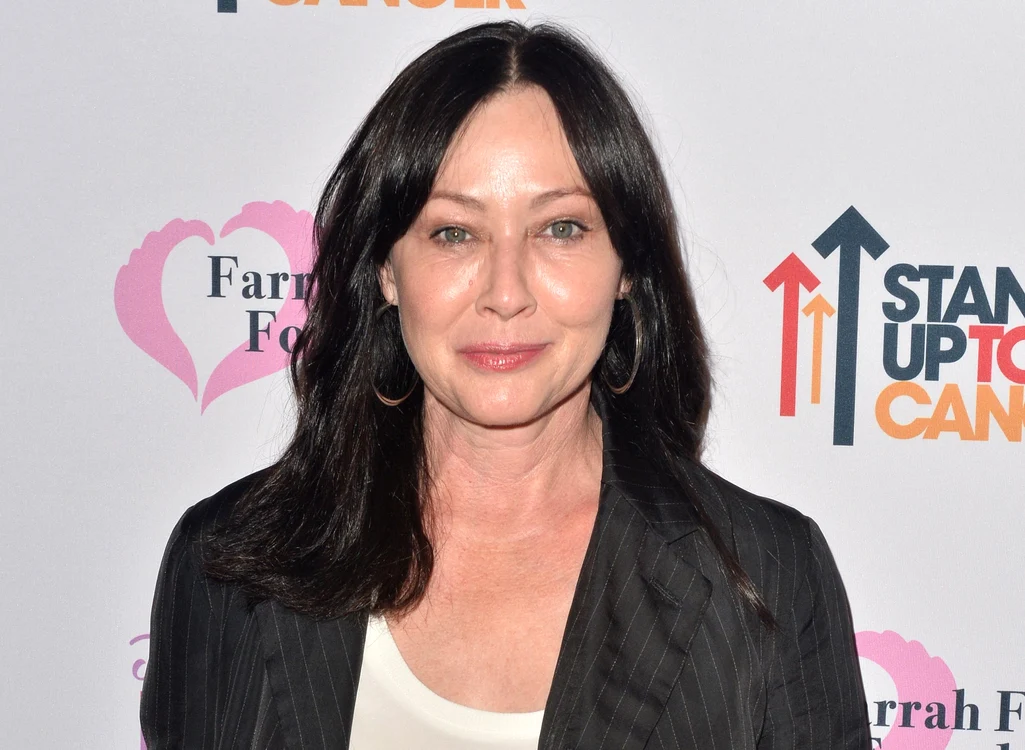 Shannen Doherty, pe covorul roșu la un eveniment