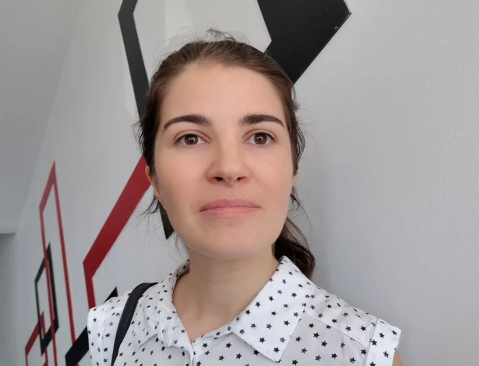 Andreea va parcurge în fiecare zi 120 km pentru a ajunge la post FOTO: Alina Mitran