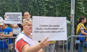 Protest sindicalisti educatie 12 aug 2025 Foto FSI spiru haret jpg