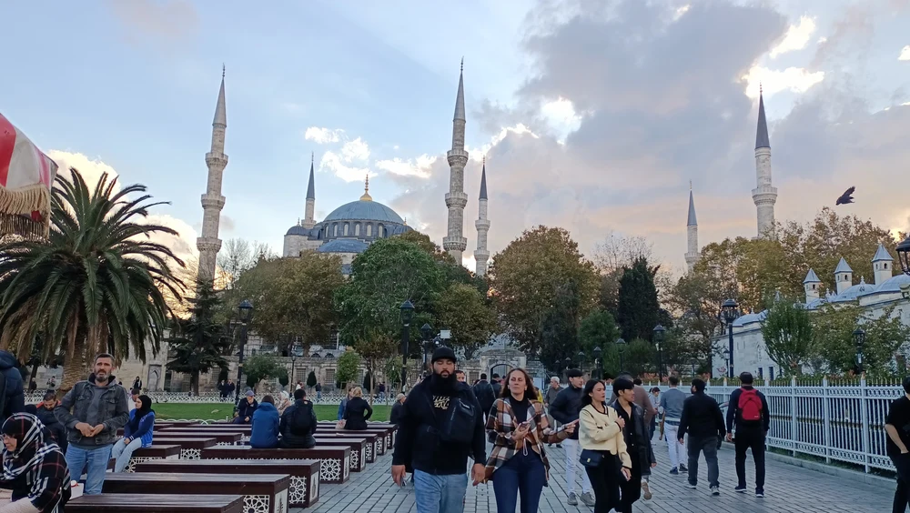 Turcia: 115 suspecți de legături cu Statul Islamic, reținuți înainte de sărbători