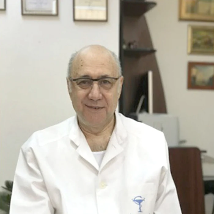 Profesorul Irinel Popescu Foto: UGAL