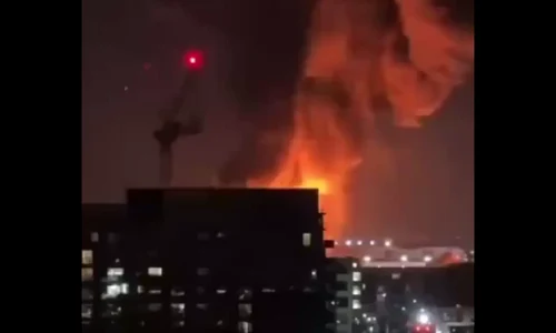 incendiu langa aeroportul heathrow foto x png