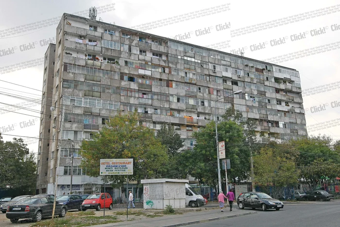 Blocul 1 din strada Toporaşi, numărul 31, nu a fost reabilitat niciodată