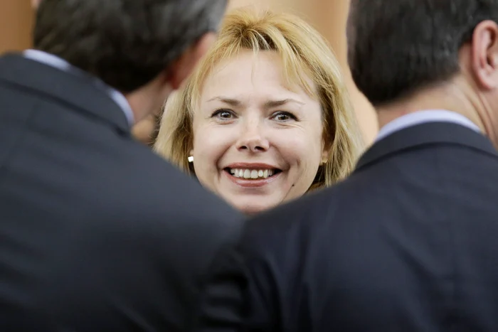 
    Anca Dragu, aleasă preşedinte al Senatului. Este prima femeie care va ocupa această poziţieInquam Photos / Octav Ganea  