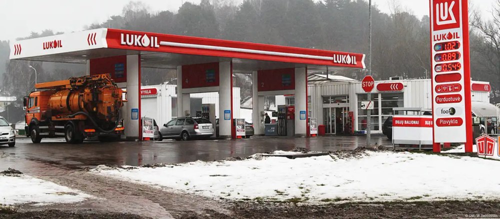 Sancțiunile SUA zdruncină piața de carburanți din Moldova