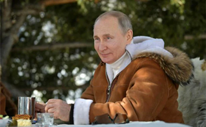 
    Vladimir Putin, un sfârșit de săptămână în taigaua siberiană  