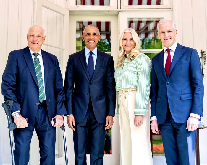 Barack Obama cu Regele Harald al Norvegiei și Prințesa Mette Marit la Palatul regal din Oslo Casa Regală norvegiană jpg