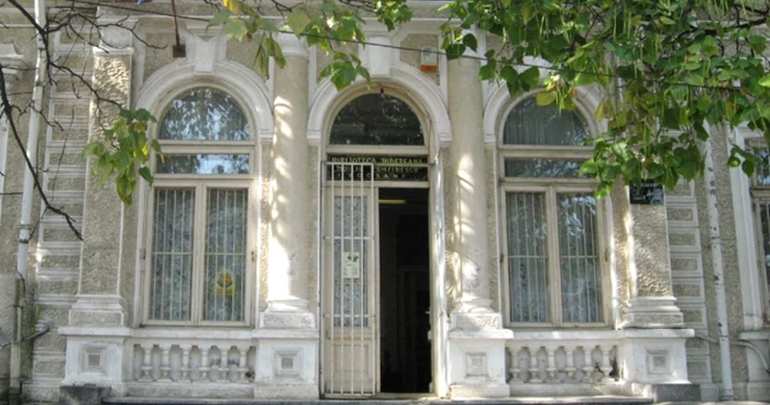 Lansarea va avea loc la Biblioteca Judeţeană