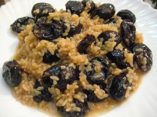 Mancare de post cu prune afumate