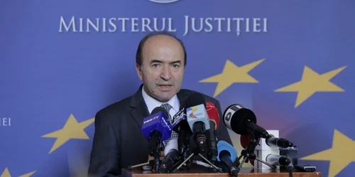 Tudorel Toader Inquam Photos / George Calin