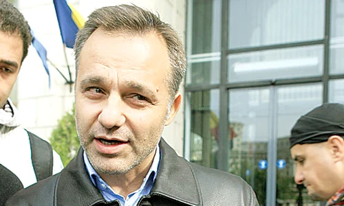 “Sperăm că vom primi şi restul de bani în luna decembrie ” Sebastian Oprescu,  funcţionar public jpeg