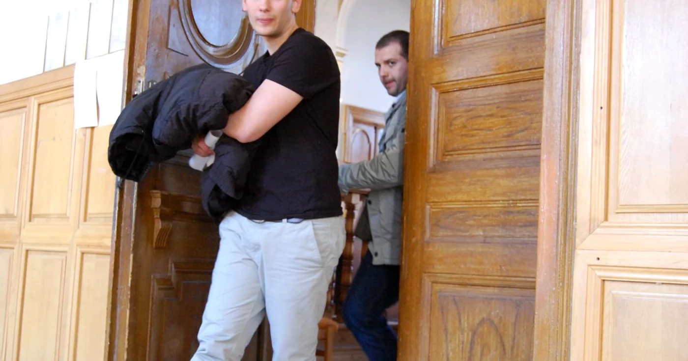 Schrooten David Benjamin, la ieşirea din sala de judecată