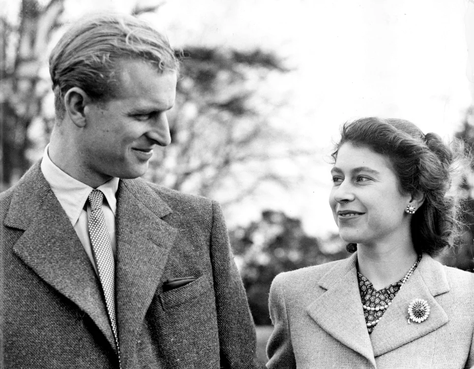 Prinţul Philip şi Regina Elisabeta au trăit o dragoste mare (Foto: Profimedia).