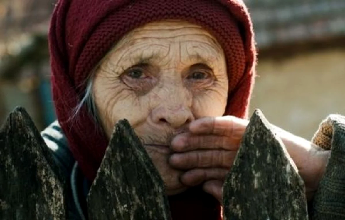Pensionarii cu venituri mai mici de 2.000 de lei vor primi un ajutor financiar