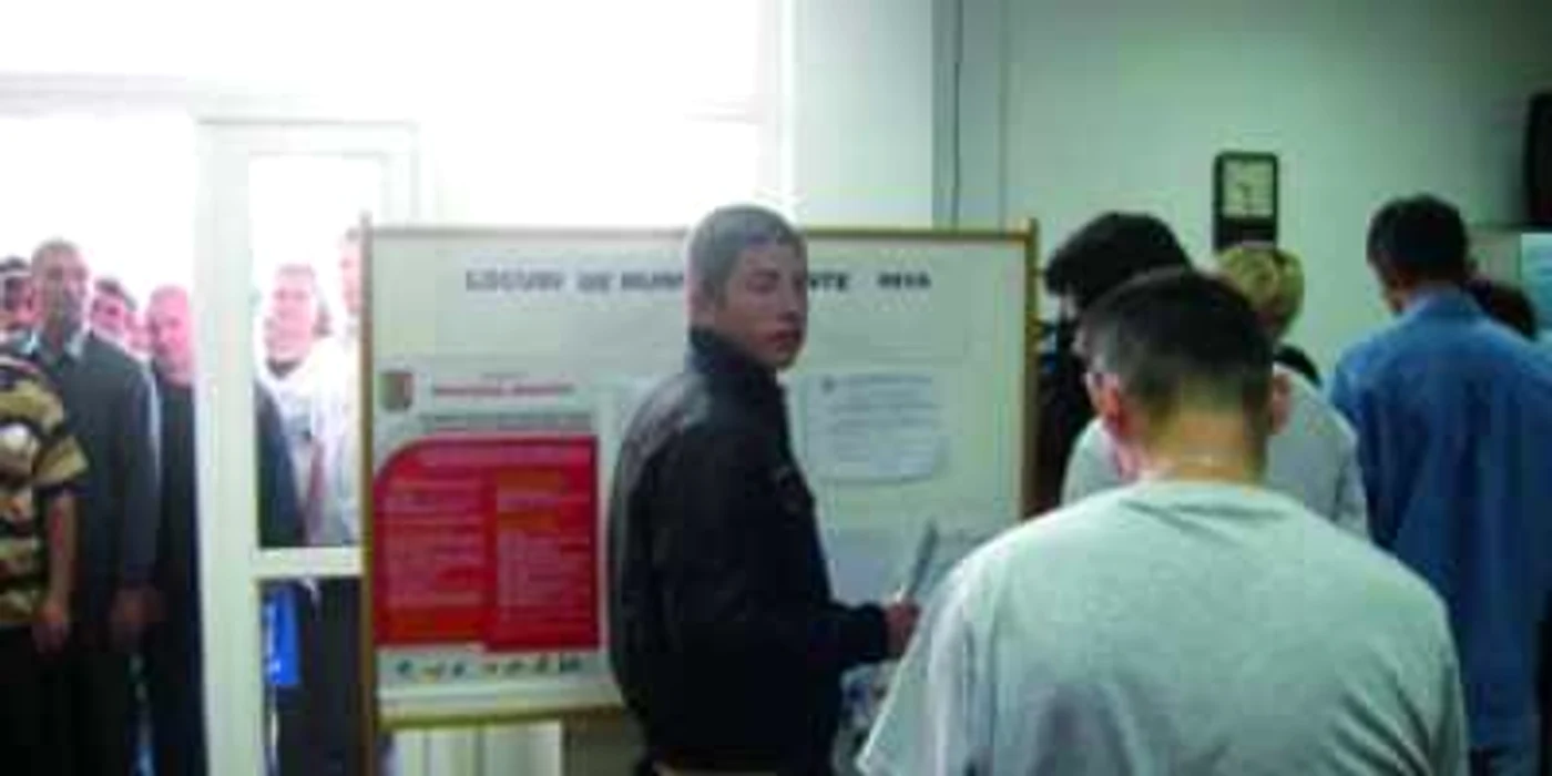 Hunedoara: ORAŞUL PE SCURT / Locuri de muncă la AJOFM Hunedoara