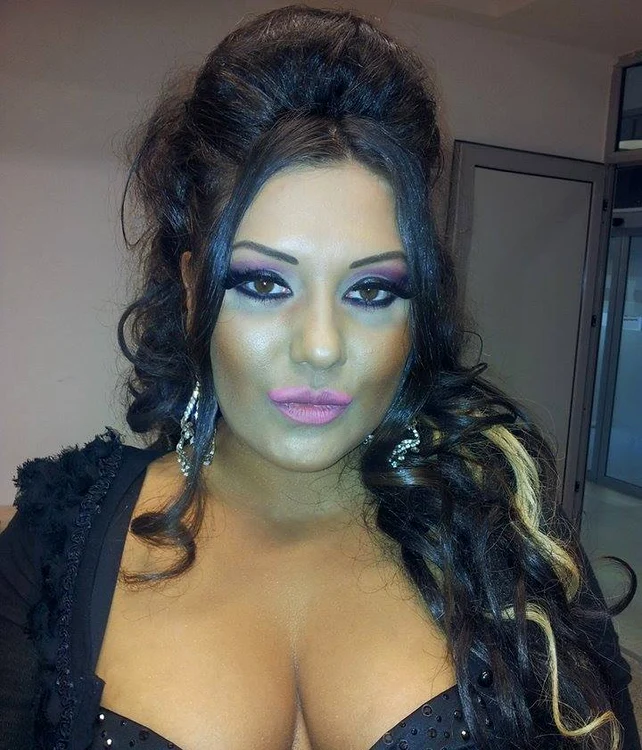 
    Bianca Rus a apelat la dieta prin sex  