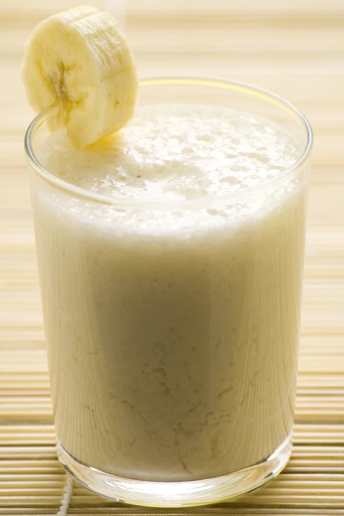 Milkshake răcoritor cu banane
