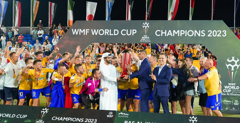 România a luat toate premiile la Campionatul Mondial de minifotbal. Cine a dormit cu trofeul