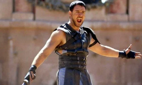 russell crowe gladiatorul jpeg