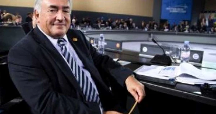 Directorul FMI, alarmat de creşterea salariului minim în Ucraina