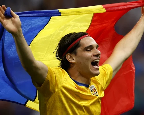 Ianis Hagi (EPA) jpg