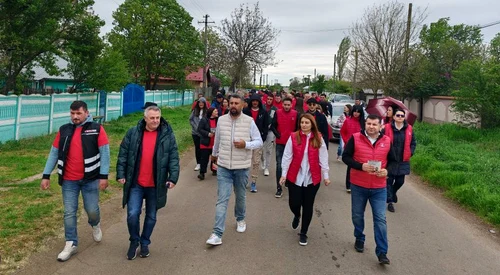 liderii psd oolt alaturi de candidattul sttavaru la mihaesti   foto fb psd olt jpg
