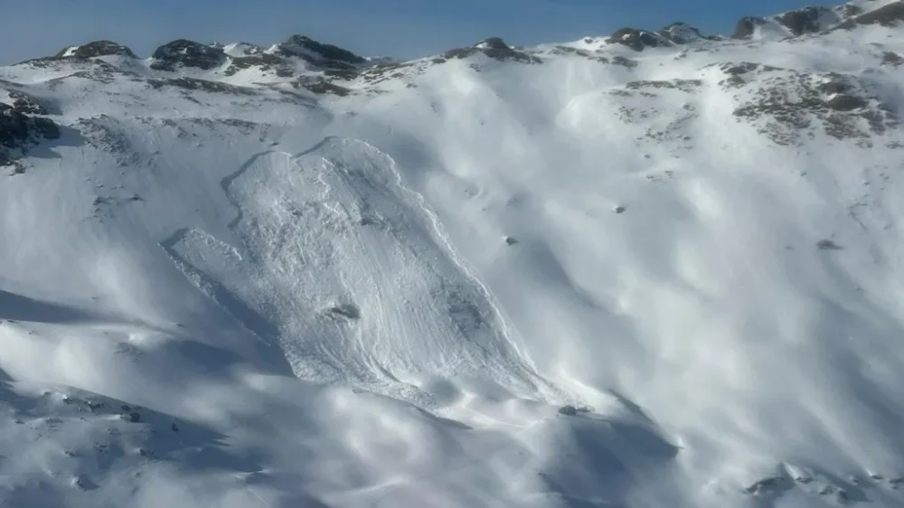 Cinci turiști și-au pierdut viața într-o avalanșă catastrofală, produsă la o stațiune de schi renumită din Austria, în timp ce se aflau pe pârtii