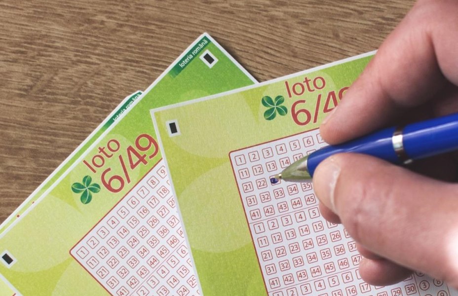 Au pus 10 euro la loto și au dat lovitura vieții! Doi prieteni din copilărie au câștigat 1.000.000 de euro